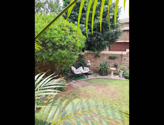 3 BEDROOM TOWNHOUSE FOR SALE IN HONEYDEW